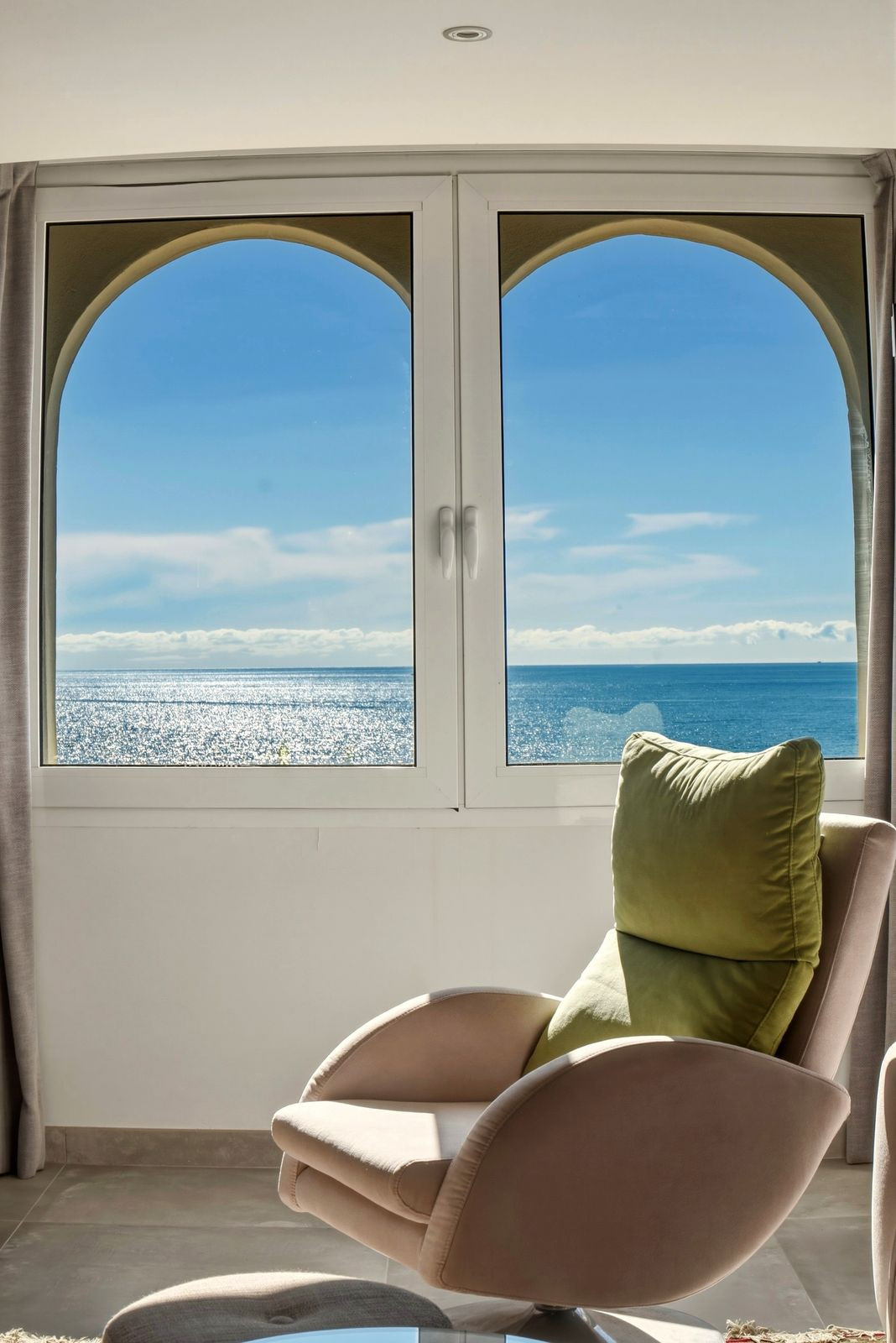 3 Bed Apartment for sale in Calahonda Costa Del Sol, Málaga, Spain