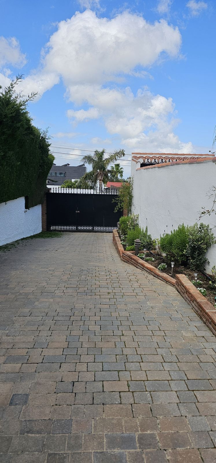 Se vende Villa - Chalet de 3 dormitorios en Costa Del Sol, Málaga, España