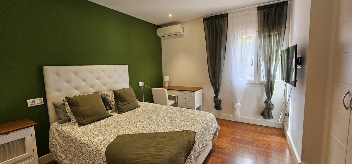 Se vende Villa - Chalet de 3 dormitorios en Costa Del Sol, Málaga, España