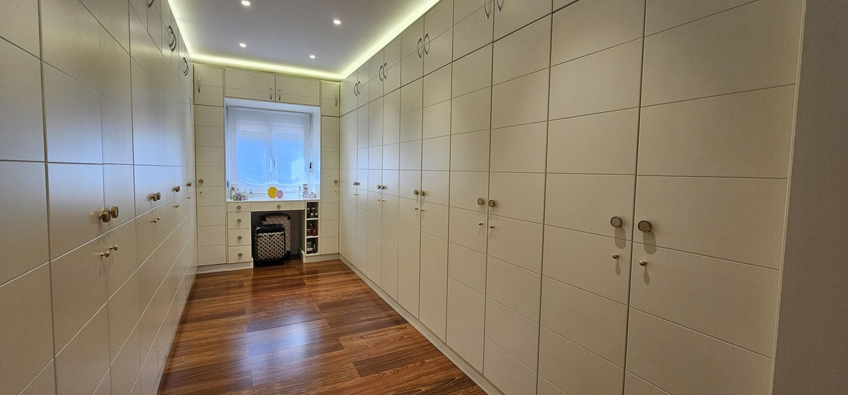 Se vende Villa - Chalet de 3 dormitorios en Costa Del Sol, Málaga, España