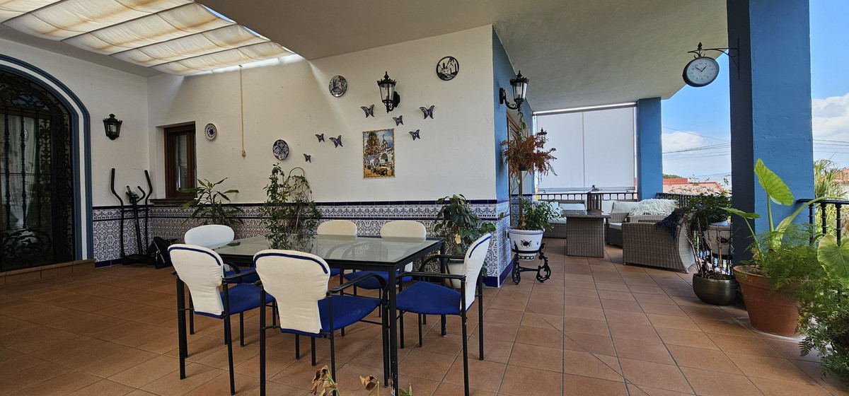 Se vende Villa - Chalet de 3 dormitorios en Costa Del Sol, Málaga, España