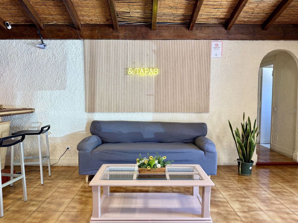 Commercial unit for sale in Marbella Costa Del Sol, Málaga, Spain