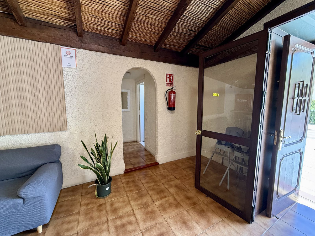 Commercial unit for sale in Marbella Costa Del Sol, Málaga, Spain