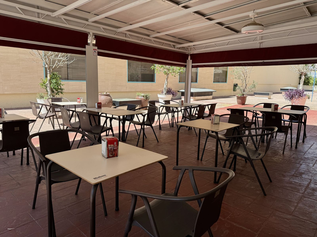 Commercial unit for sale in Marbella Costa Del Sol, Málaga, Spain