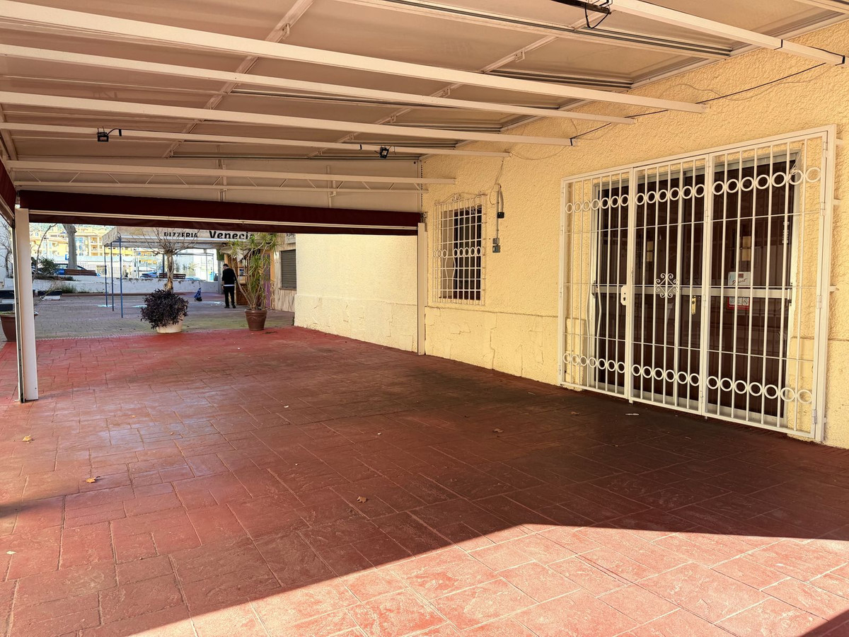 Commercial unit for sale in Marbella Costa Del Sol, Málaga, Spain