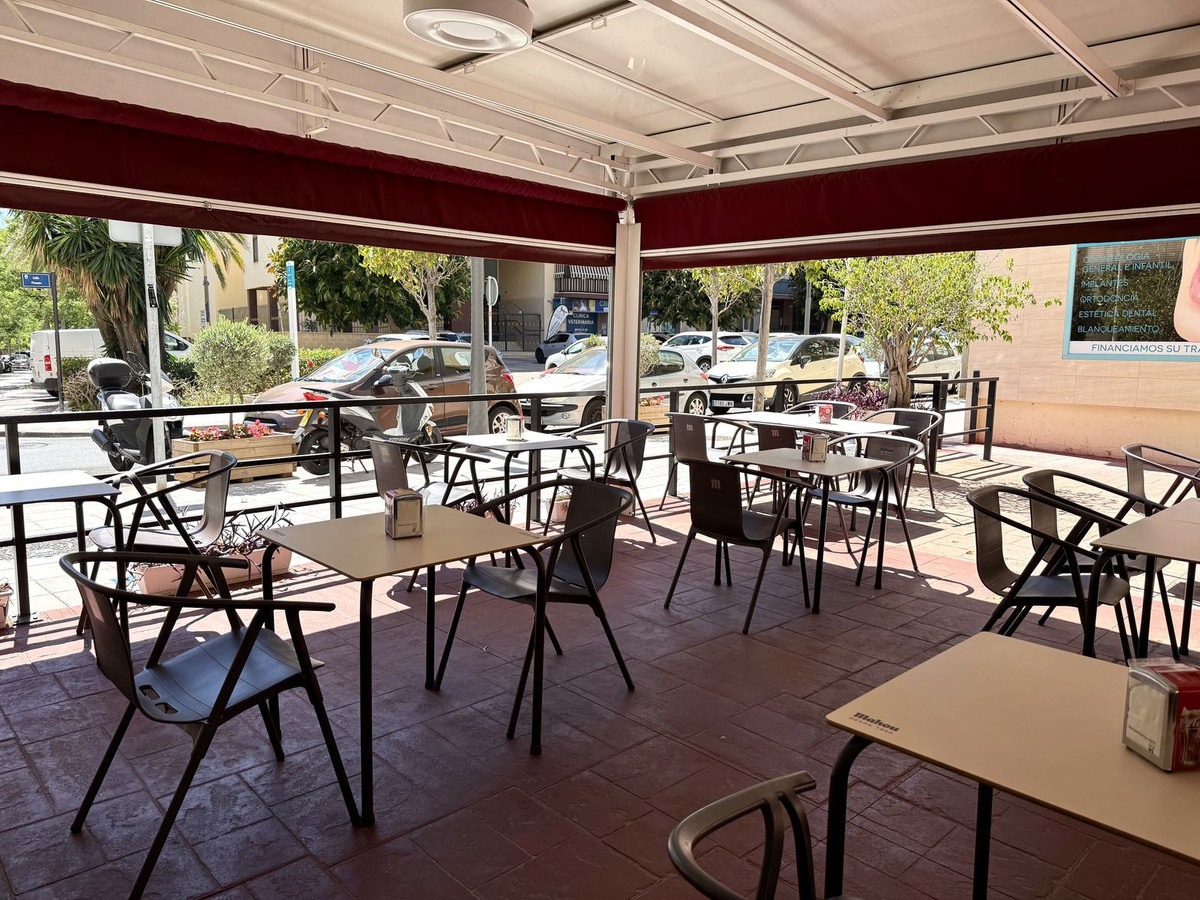 Commercial unit for sale in Marbella Costa Del Sol, Málaga, Spain