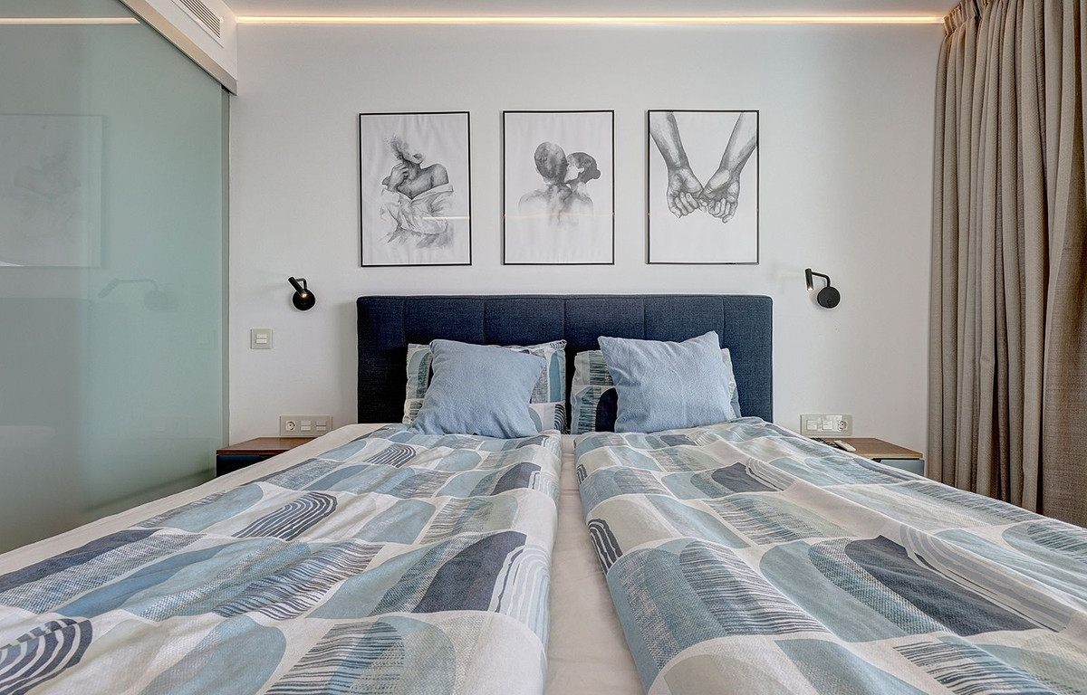 2 Bed Apartment for sale in Fuengirola Costa Del Sol, Málaga, Spain