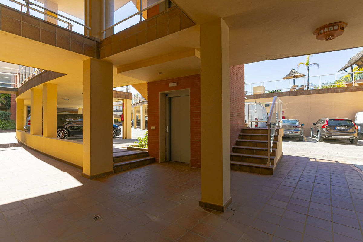 2 Bed Apartment for sale in El Chaparral Costa Del Sol, Málaga, Spain