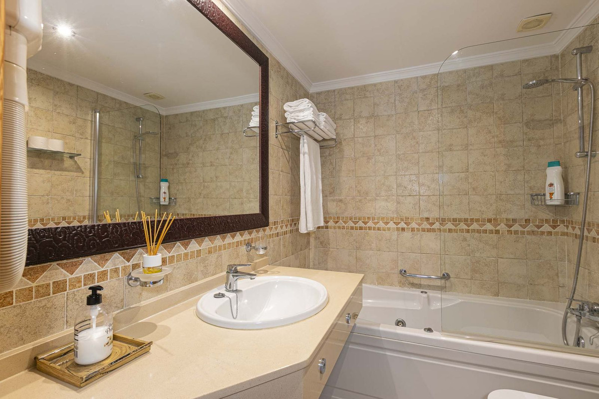 2 Bed Apartment for sale in El Chaparral Costa Del Sol, Málaga, Spain