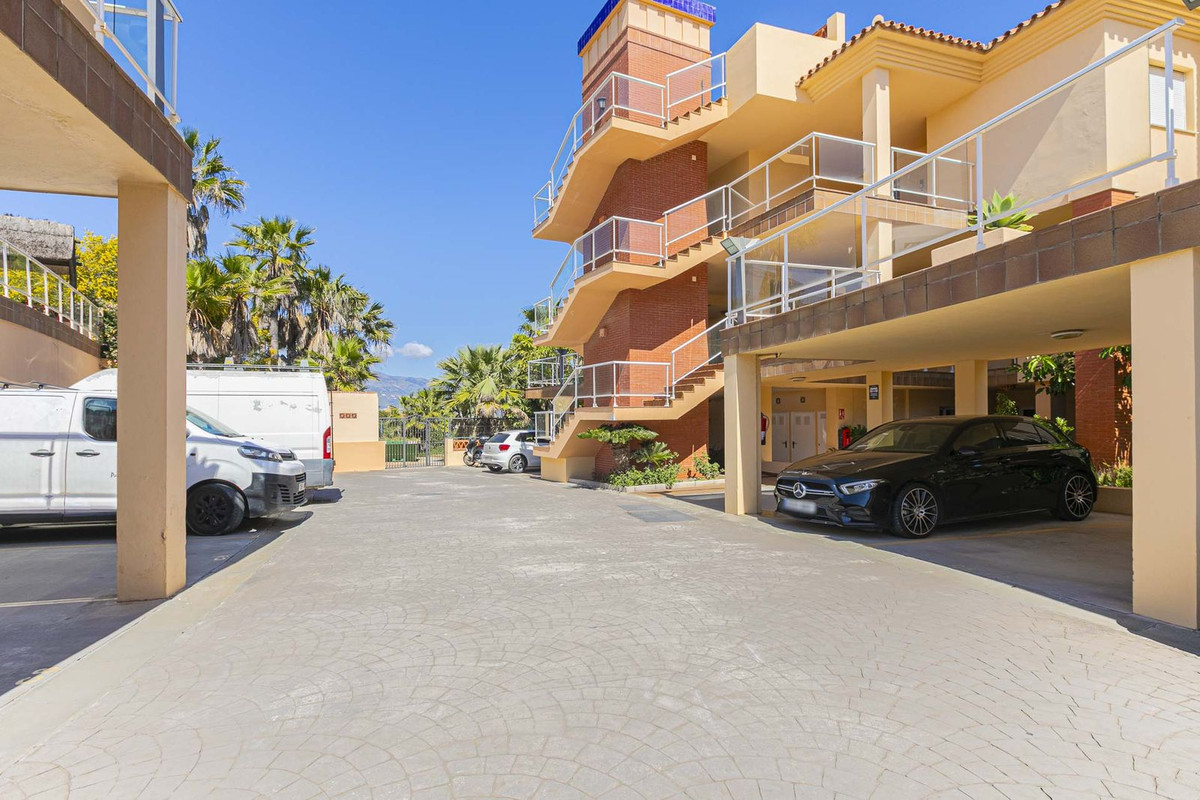 2 Bed Apartment for sale in El Chaparral Costa Del Sol, Málaga, Spain
