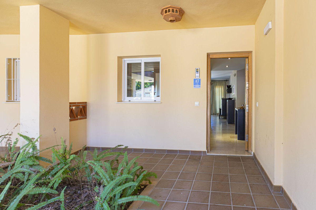 2 Bed Apartment for sale in El Chaparral Costa Del Sol, Málaga, Spain