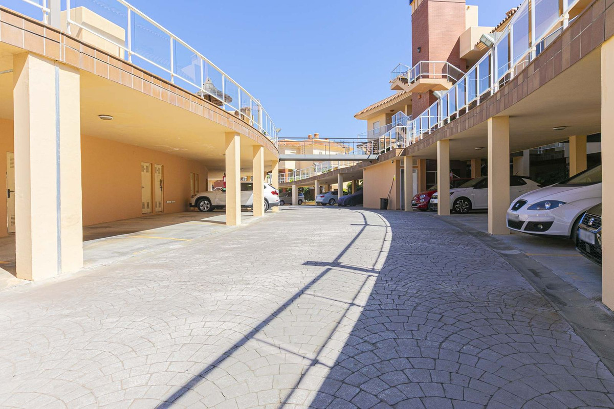 2 Bed Apartment for sale in El Chaparral Costa Del Sol, Málaga, Spain