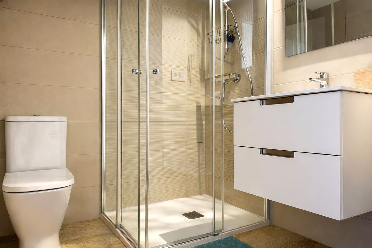 Se vende Apartamento Planta Baja de 2 dormitorios en Costa Del Sol, Málaga, España