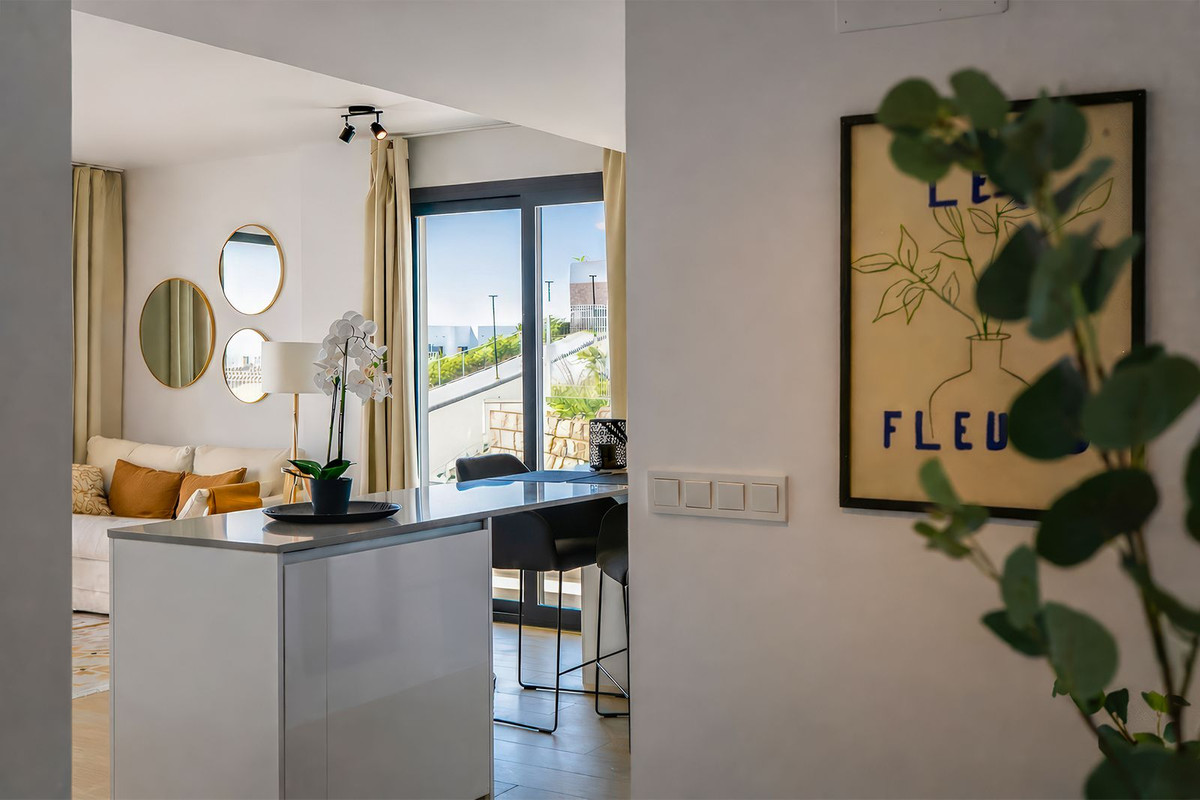 Se vende Apartamento Planta Baja de 2 dormitorios en Costa Del Sol, Málaga, España