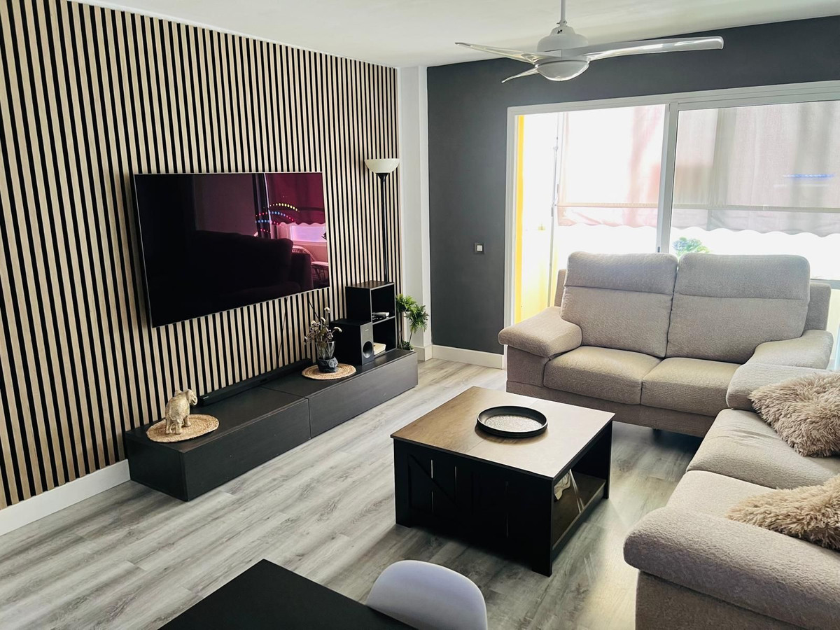 2 Bed Apartment for sale in Estepona Costa Del Sol, Málaga, Spain