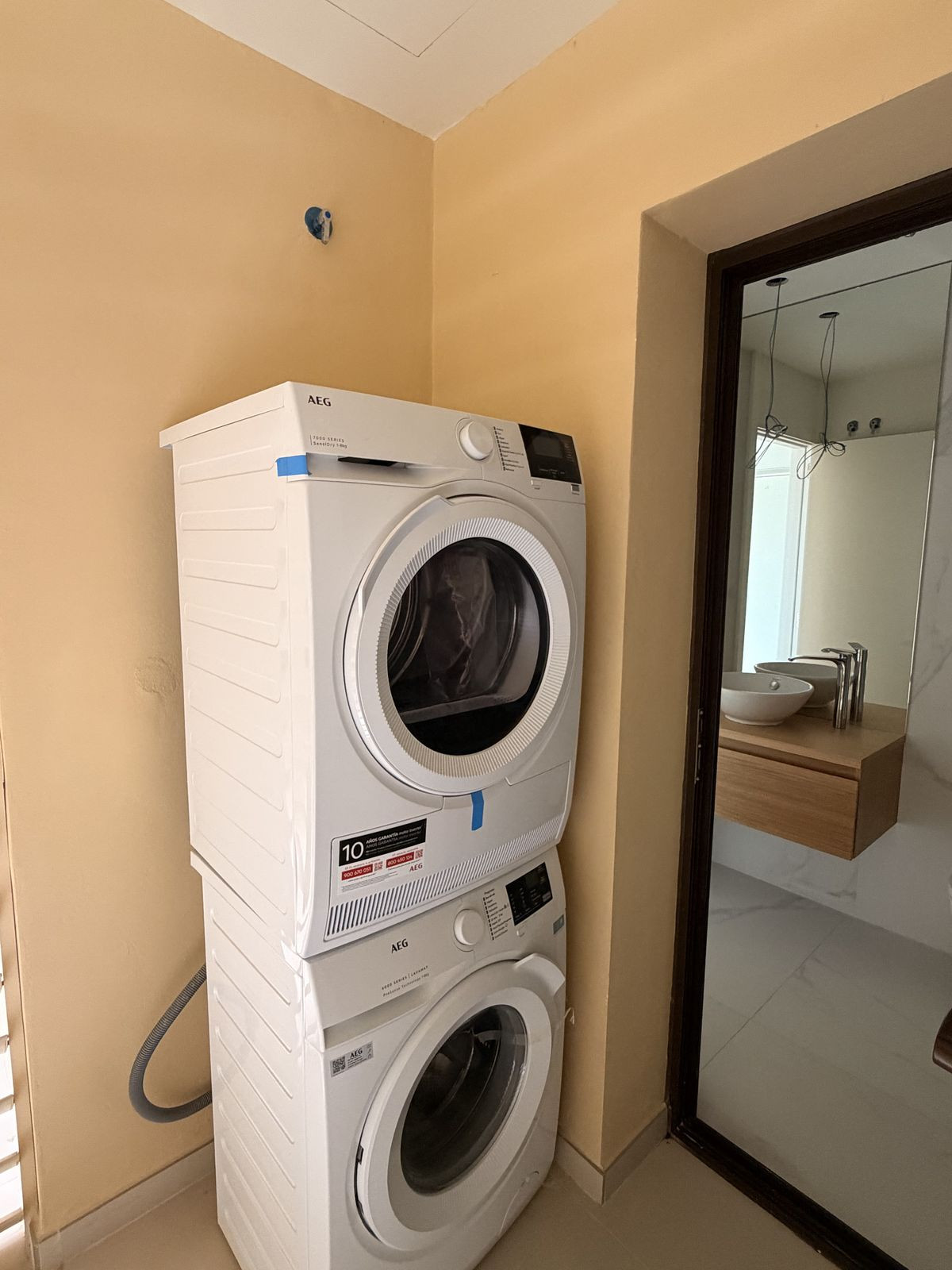 2 Bed Apartment for sale in Higueron Costa Del Sol, Málaga, Spain