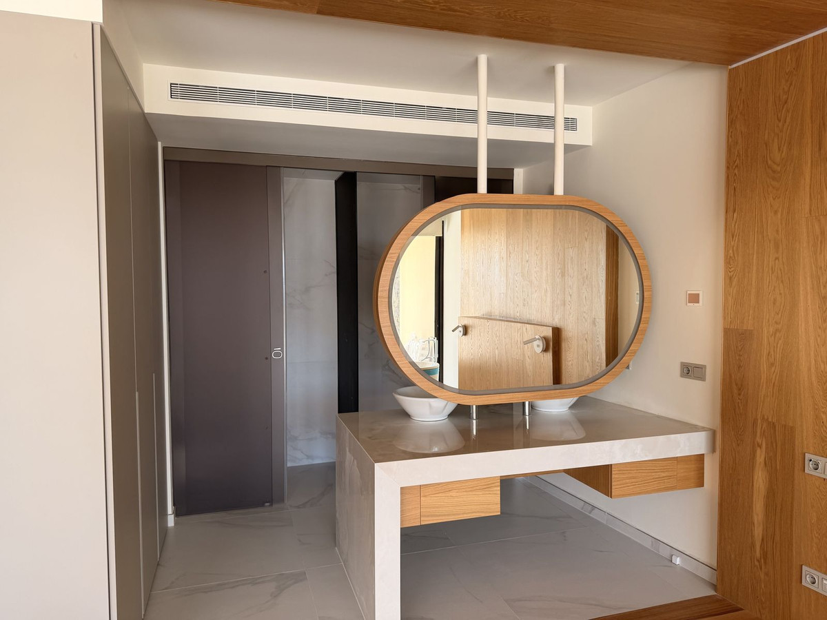 2 Bed Apartment for sale in Higueron Costa Del Sol, Málaga, Spain