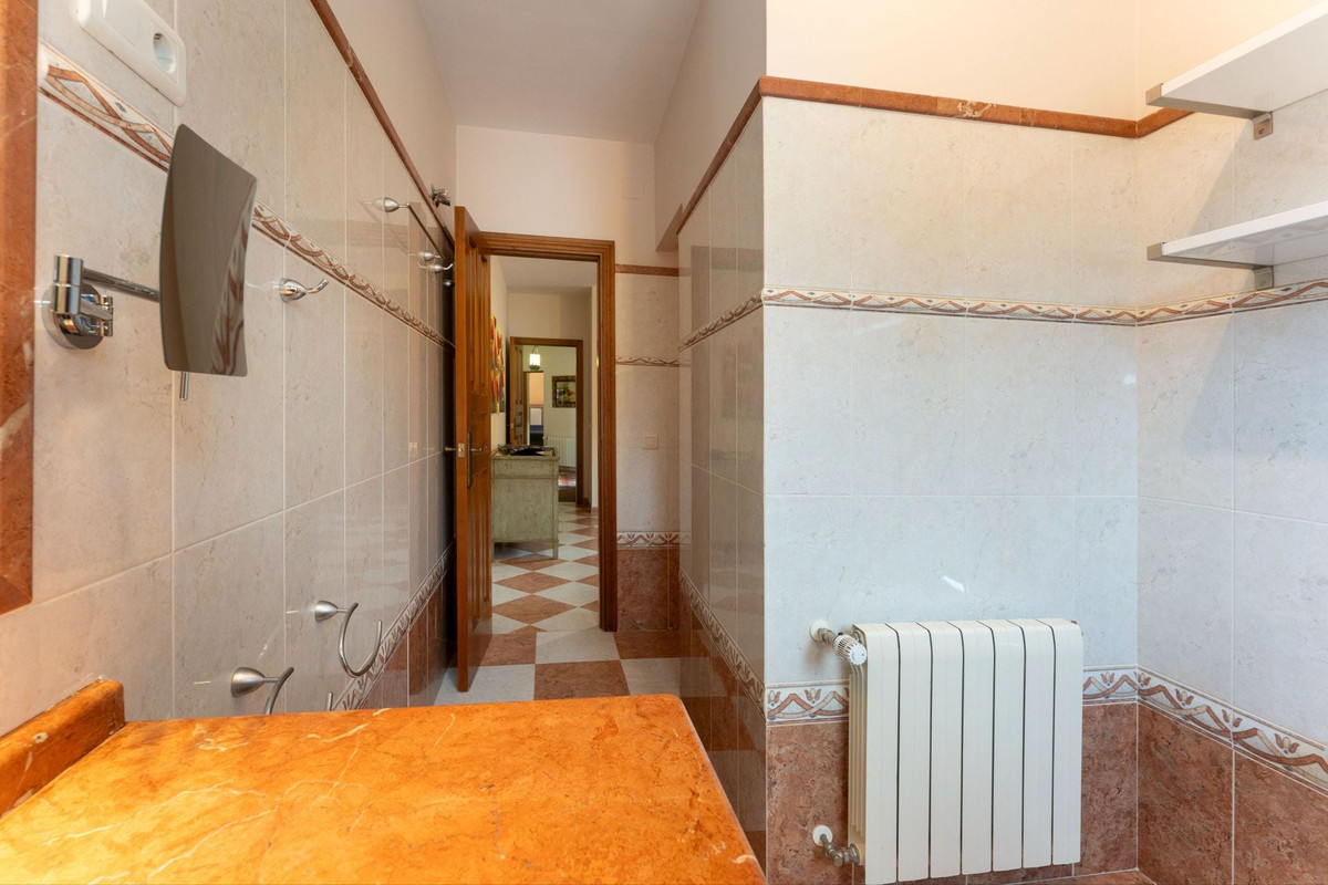 Se vende Finca - Cortijo de 4 dormitorios en Costa Del Sol, Málaga, España