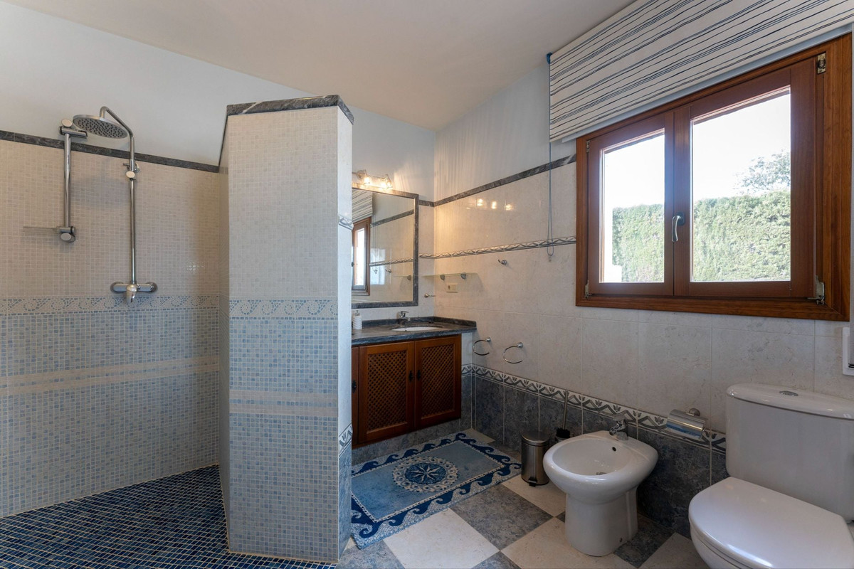 Se vende Finca - Cortijo de 4 dormitorios en Costa Del Sol, Málaga, España
