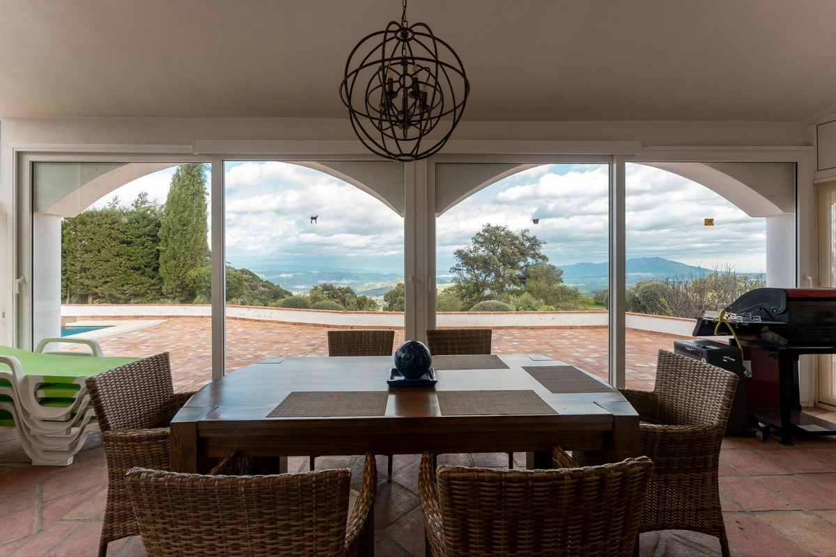 Se vende Finca - Cortijo de 4 dormitorios en Costa Del Sol, Málaga, España