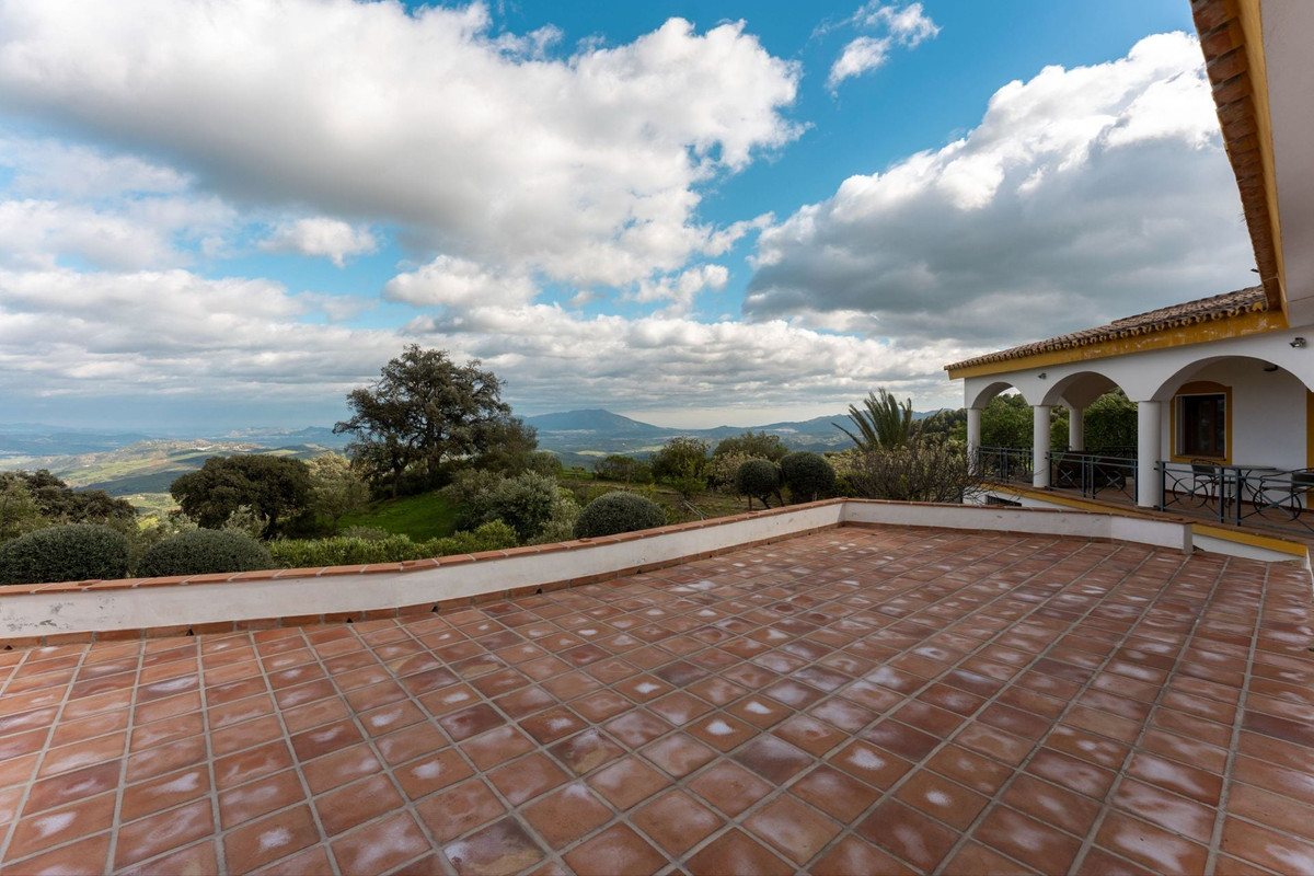 Se vende Finca - Cortijo de 4 dormitorios en Costa Del Sol, Málaga, España