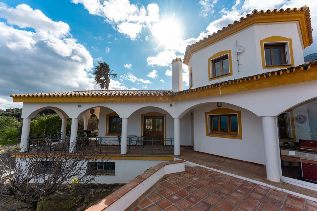 Se vende Finca - Cortijo de 4 dormitorios en Costa Del Sol, Málaga, España