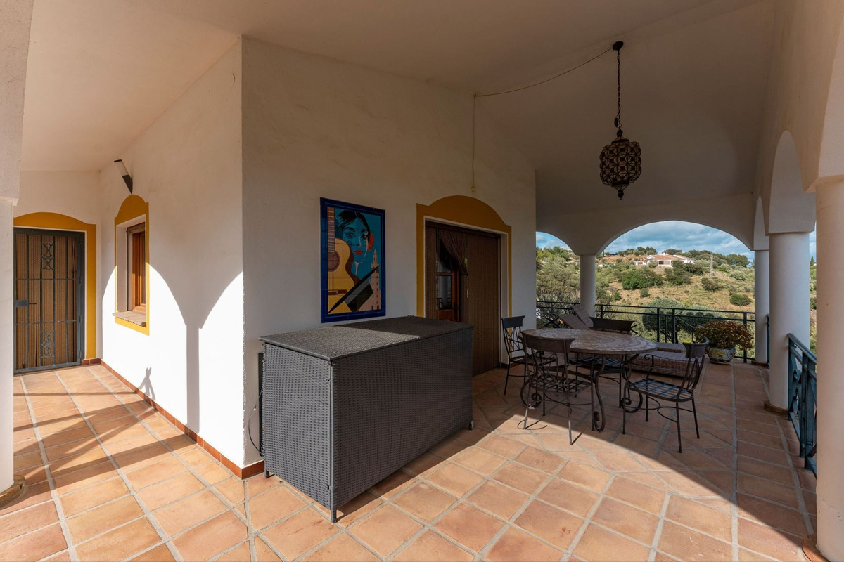 Se vende Finca - Cortijo de 4 dormitorios en Costa Del Sol, Málaga, España