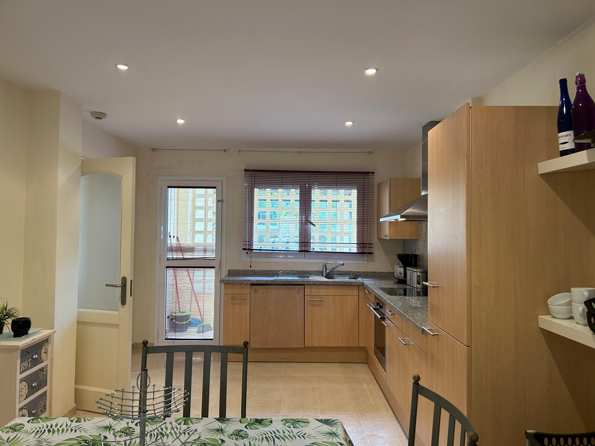 Se vende Adosada de 3 dormitorios en Costa Del Sol, Cadiz, España