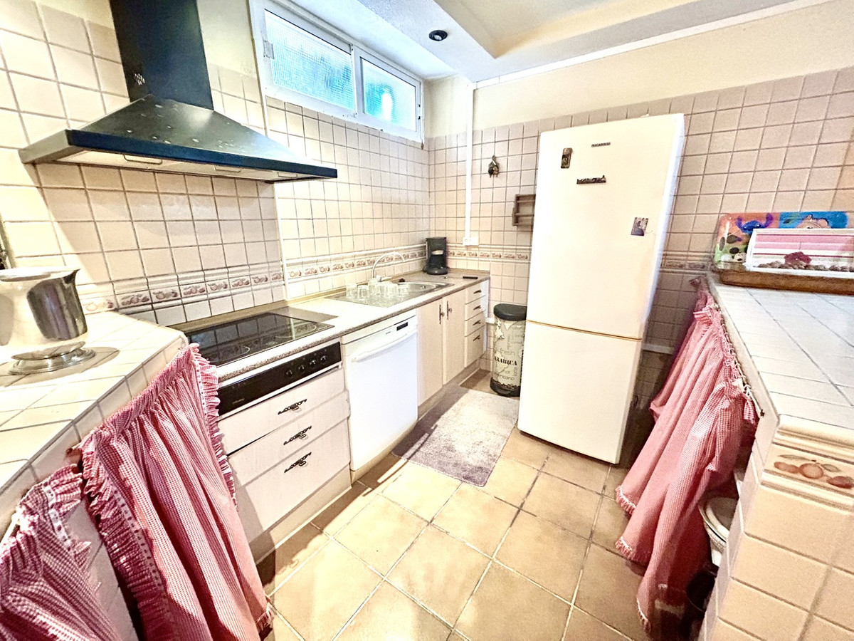 6 Bed Townhouse for sale in La Mata Costa Blanca, Alicante, Spain