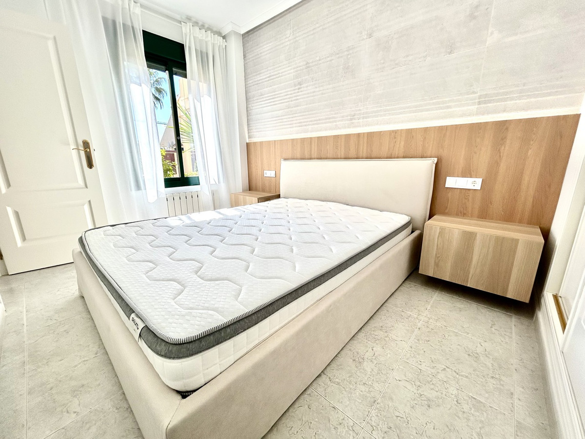 2 Bed Apartment for sale in Villamartin Costa Blanca, Alicante, Spain