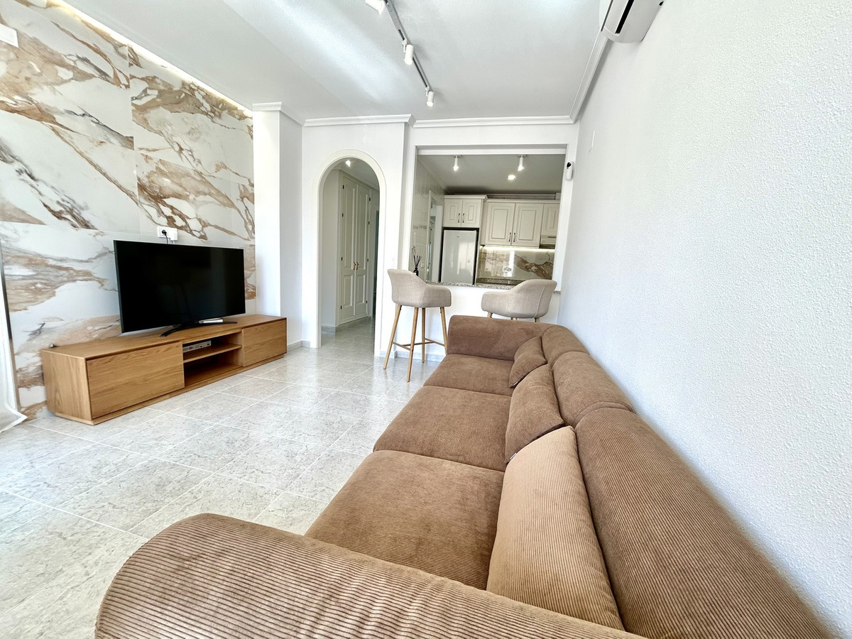 2 Bed Apartment for sale in Villamartin Costa Blanca, Alicante, Spain