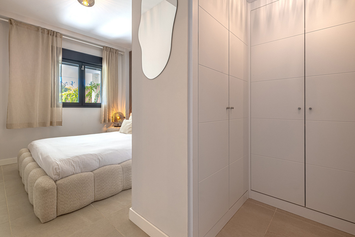 Se vende Apartamento Planta Baja de 2 dormitorios en Costa Del Sol, Málaga, España