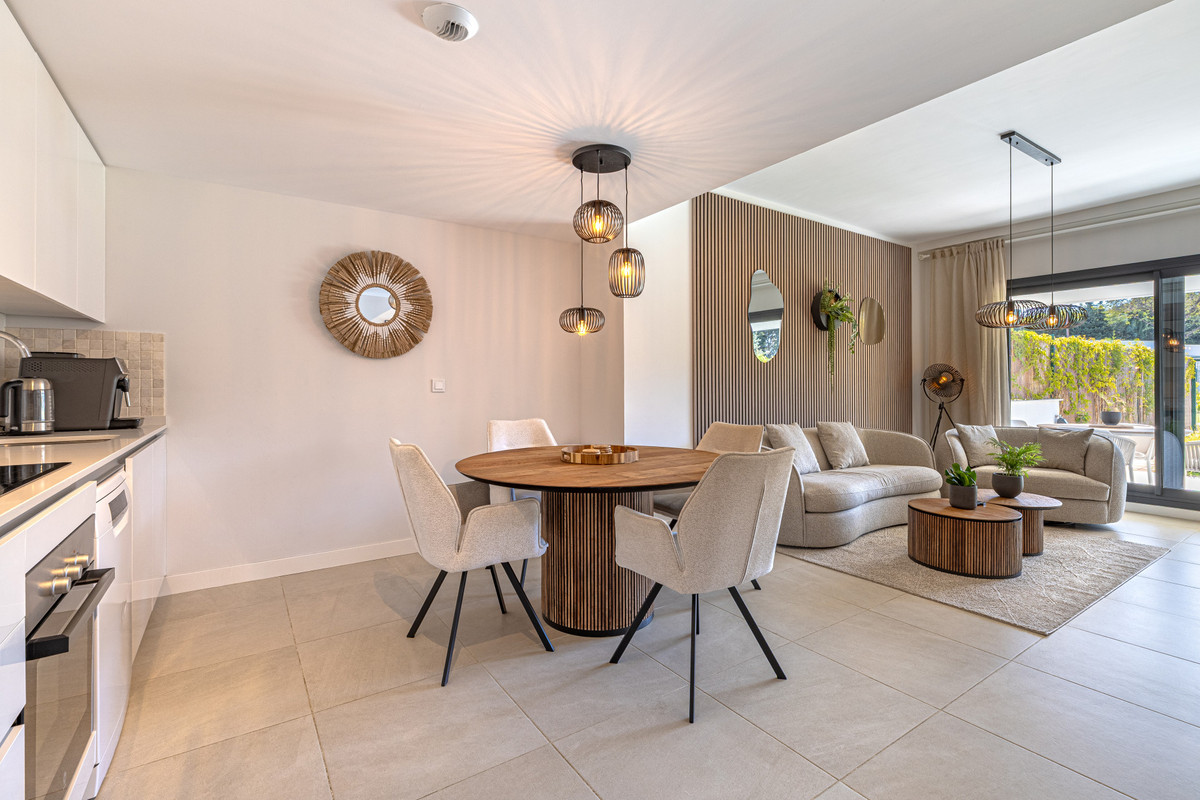 Se vende Apartamento Planta Baja de 2 dormitorios en Costa Del Sol, Málaga, España