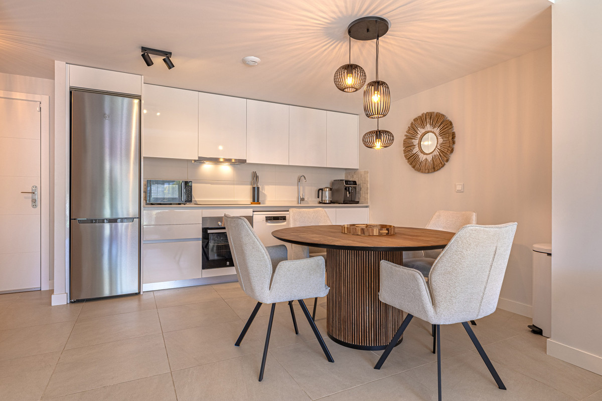 Se vende Apartamento Planta Baja de 2 dormitorios en Costa Del Sol, Málaga, España