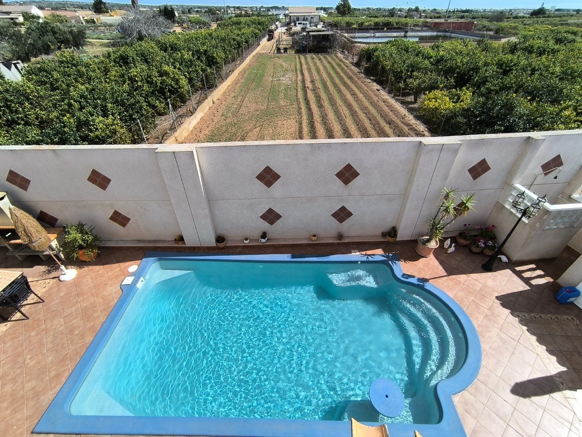 Se vende Villa - Chalet de 3 dormitorios en Costa Blanca, Alicante, España