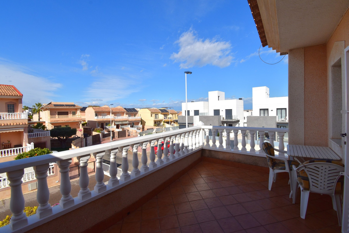 Se vende Adosada de 3 dormitorios en Costa Blanca, Alicante, España
