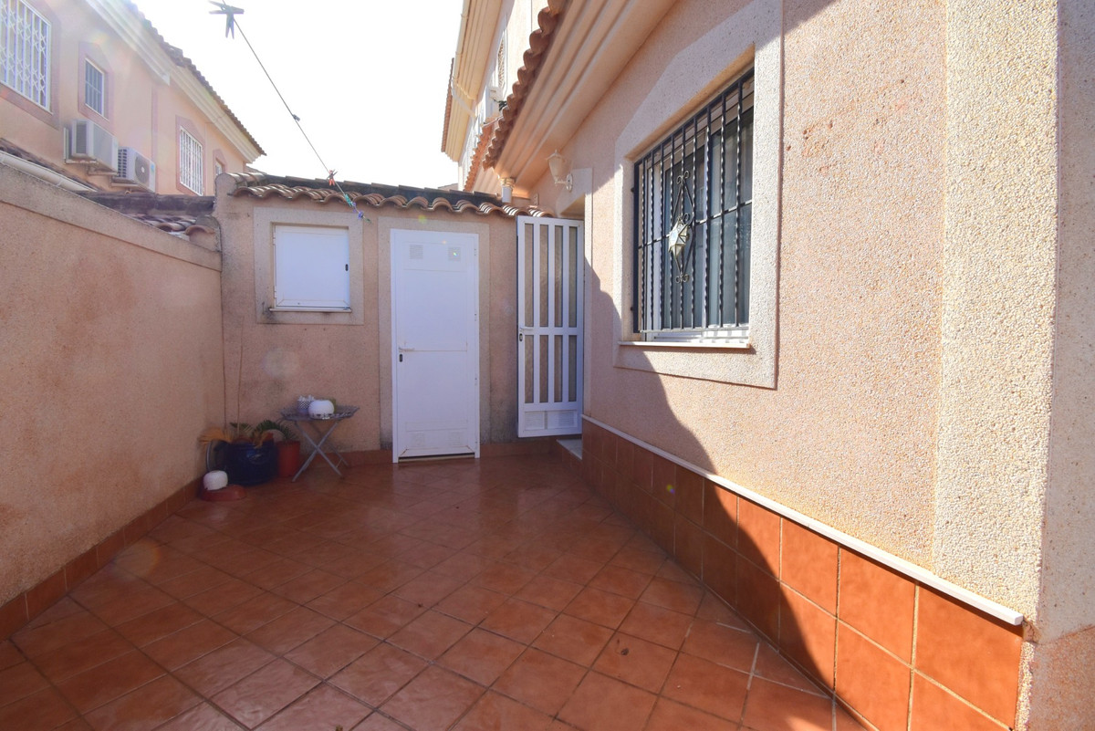 Se vende Adosada de 3 dormitorios en Costa Blanca, Alicante, España