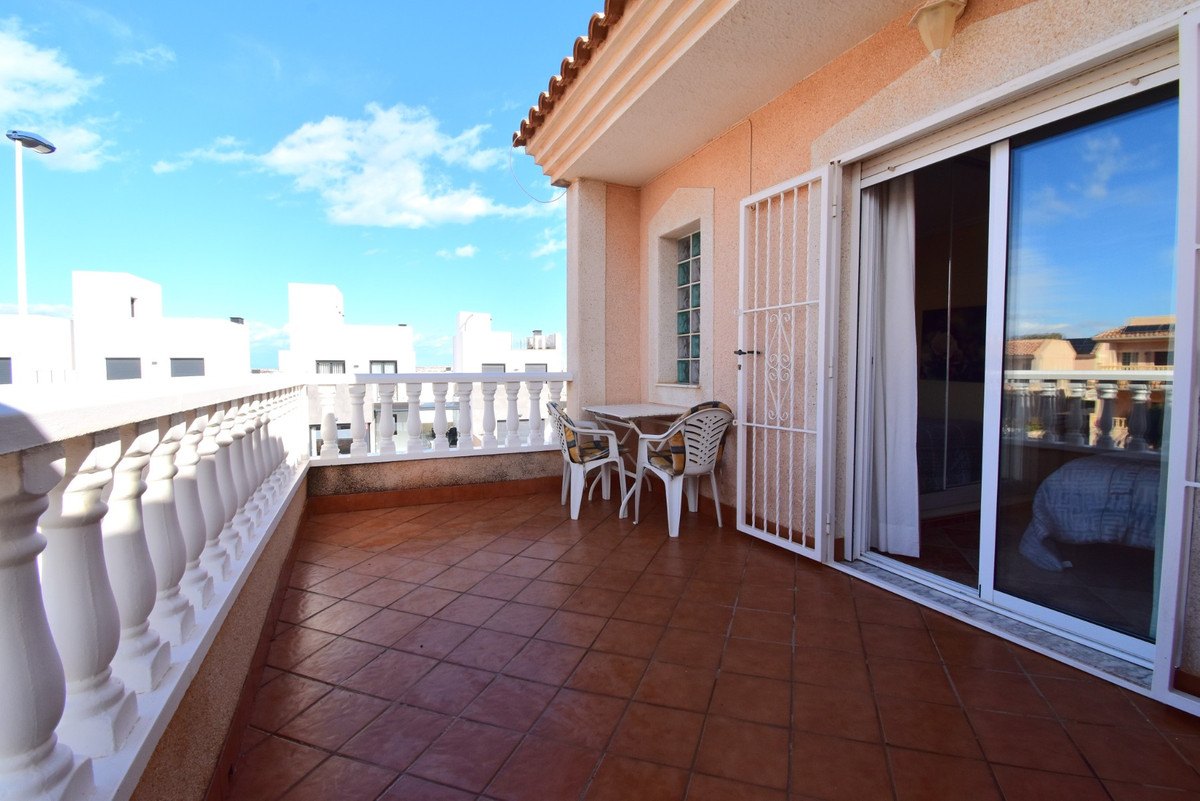 Se vende Adosada de 3 dormitorios en Costa Blanca, Alicante, España