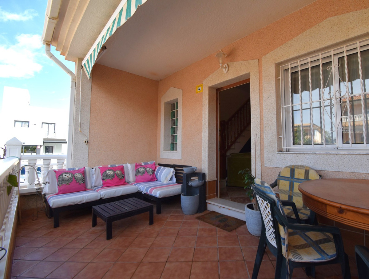 Se vende Adosada de 3 dormitorios en Costa Blanca, Alicante, España