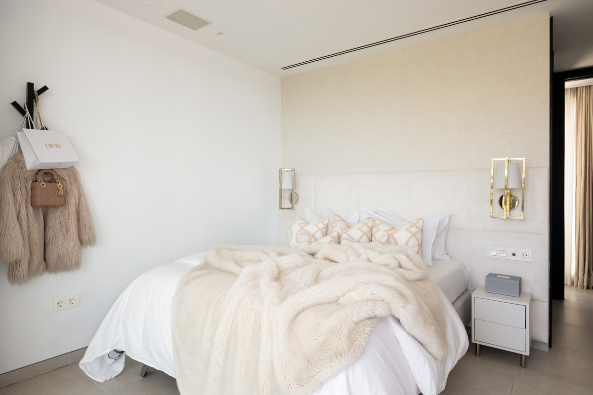Se vende Villa - Chalet de 4 dormitorios en Costa Del Sol, Málaga, España