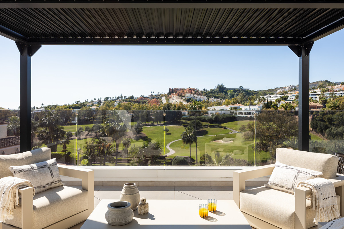 Se vende Villa - Chalet de 4 dormitorios en Costa Del Sol, Málaga, España