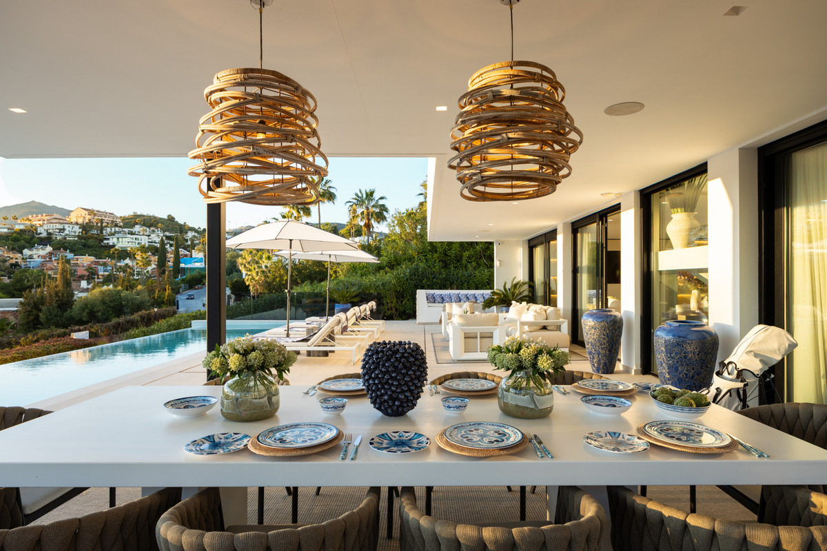 Se vende Villa - Chalet de 4 dormitorios en Costa Del Sol, Málaga, España