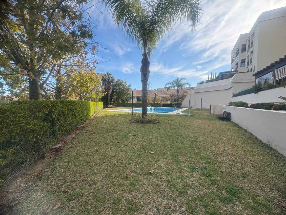 3 Bed Apartment for sale in El Pinillo Costa Del Sol, Málaga, Spain