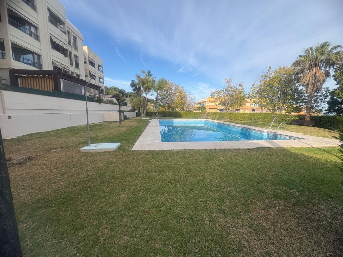 3 Bed Apartment for sale in El Pinillo Costa Del Sol, Málaga, Spain