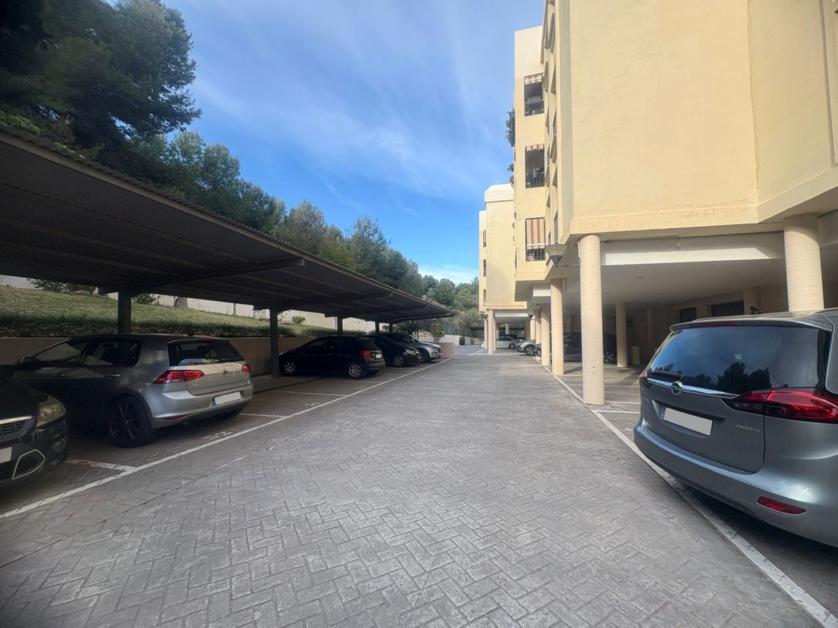 3 Bed Apartment for sale in El Pinillo Costa Del Sol, Málaga, Spain
