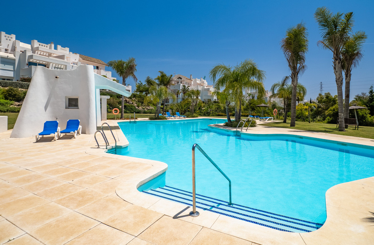 2 Bed Apartment for sale in Casares Costa Del Sol, Málaga, Spain