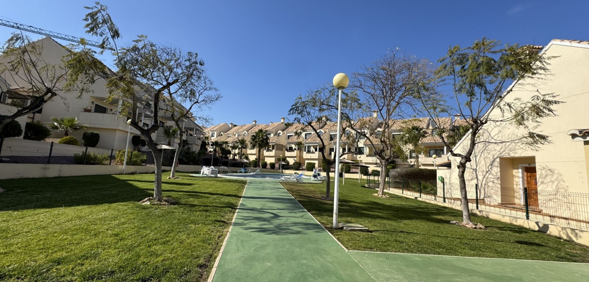 Se vende Apartamento Planta Baja de 2 dormitorios en Costa Blanca, Alicante, España