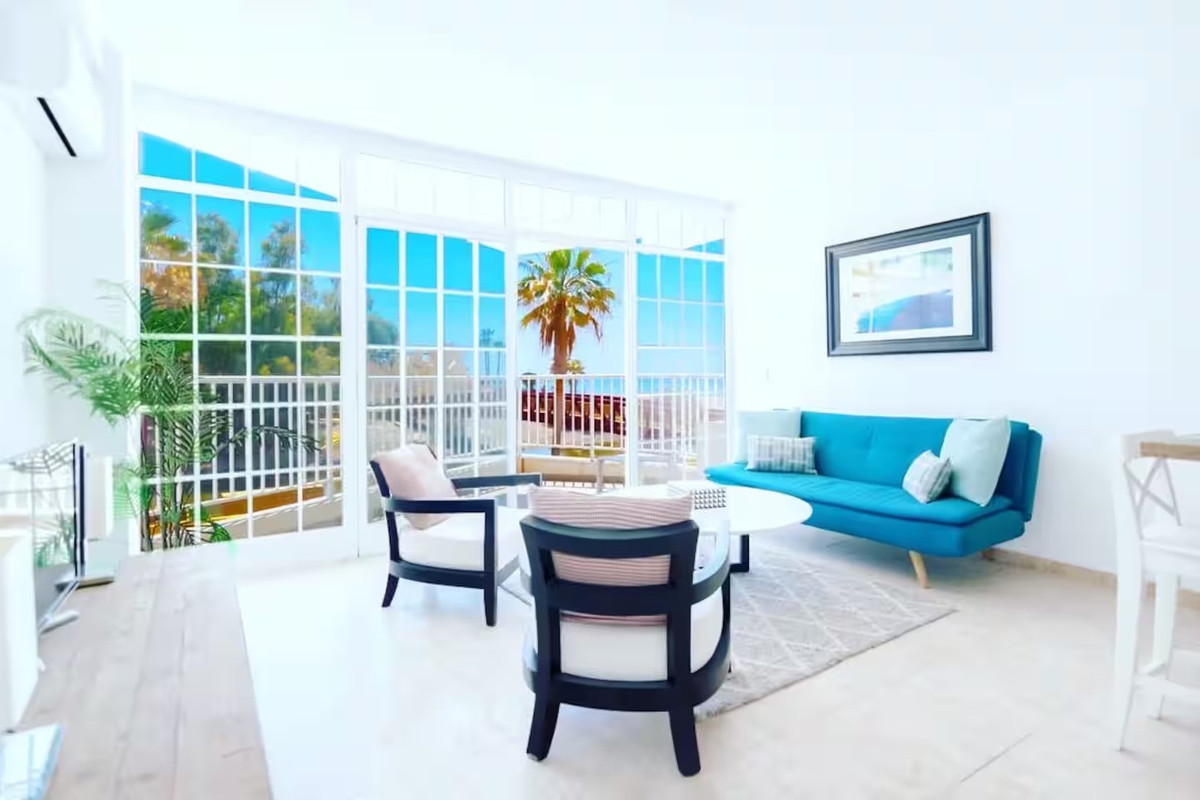 Se vende Apartamento Planta Media de 2 dormitorios en Costa Del Sol, Málaga, España