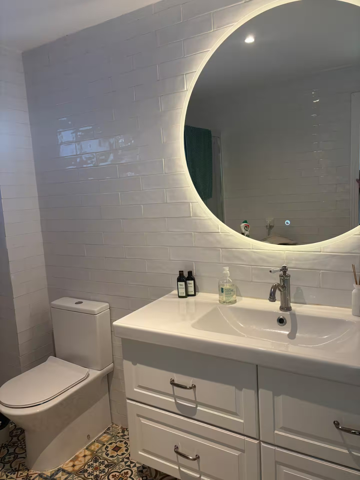 Se vende Apartamento Planta Media de 2 dormitorios en Costa Del Sol, Málaga, España