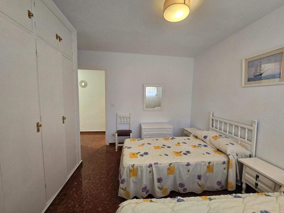 Se vende Apartamento Planta Media de 2 dormitorios en Costa Del Sol, Málaga, España